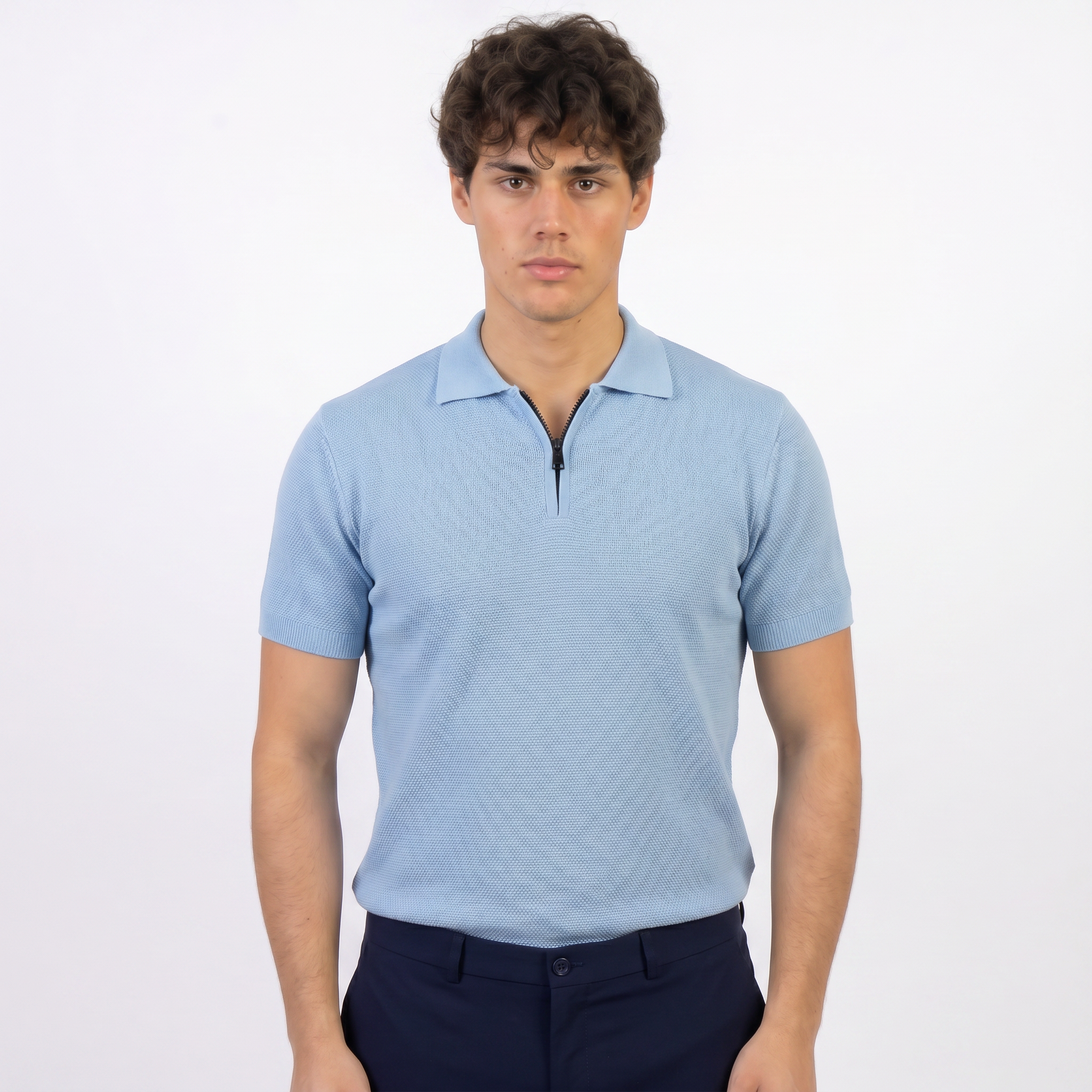 magnific_use-the-exact-same-person_2892951104 T-Shirt - 707 - light blue - الصورة 1